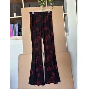 Flared Dragon Print Leggings